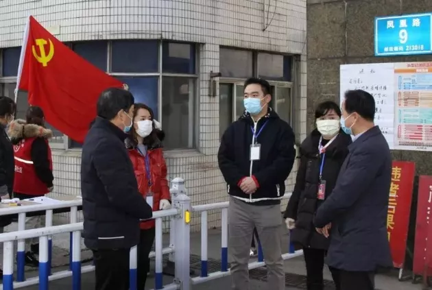 防控一线 党旗飘扬 | 常州市老三集团党总支： 发挥党组织作用 严把复工关口